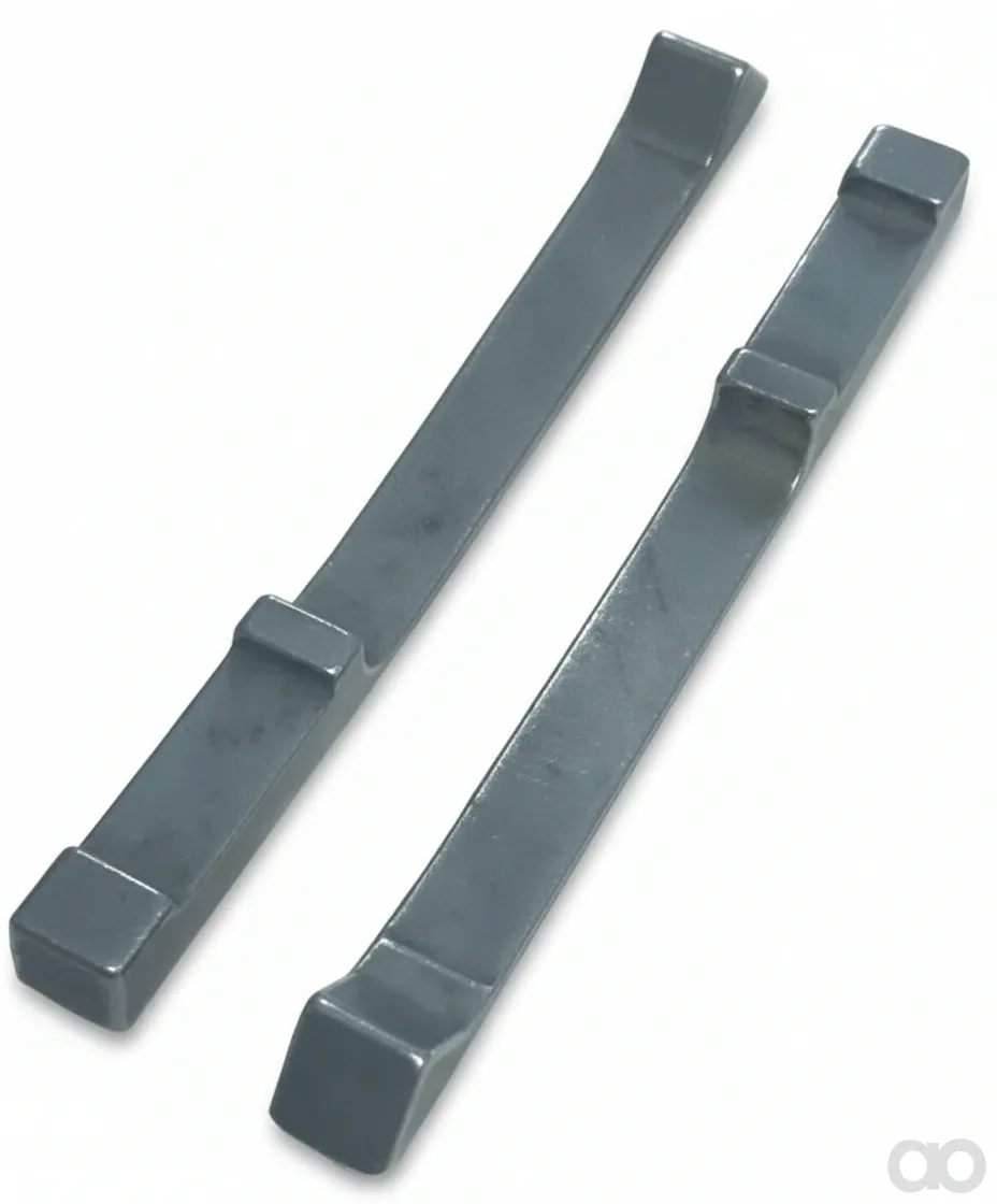 John Deere - M82826 - Passfeder, (Satz aus zwei Stueck)