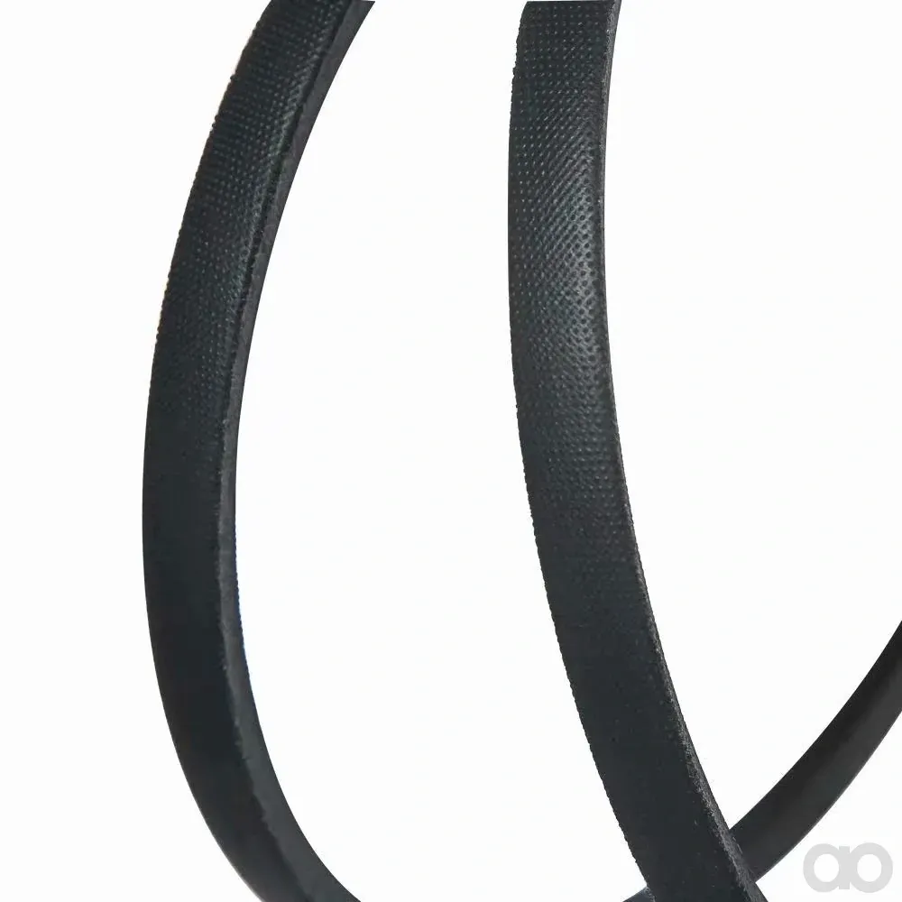 John Deere - M95121 - Maeherantriebs-Keilriemen, Effektive Laenge 1113 mm (44 Zoll)