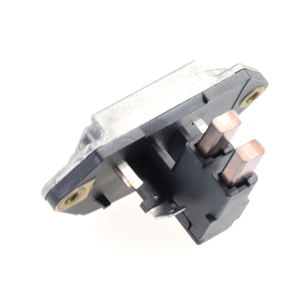 Mahle - 37810011 - Regler 14V