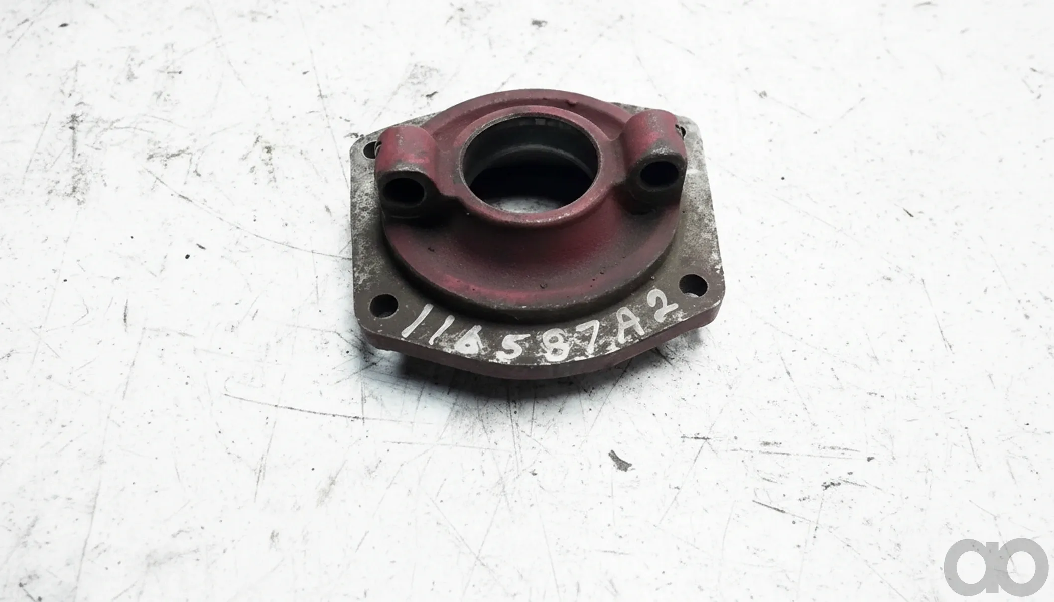 Case IH - 116587A2 - Lagerkaefig