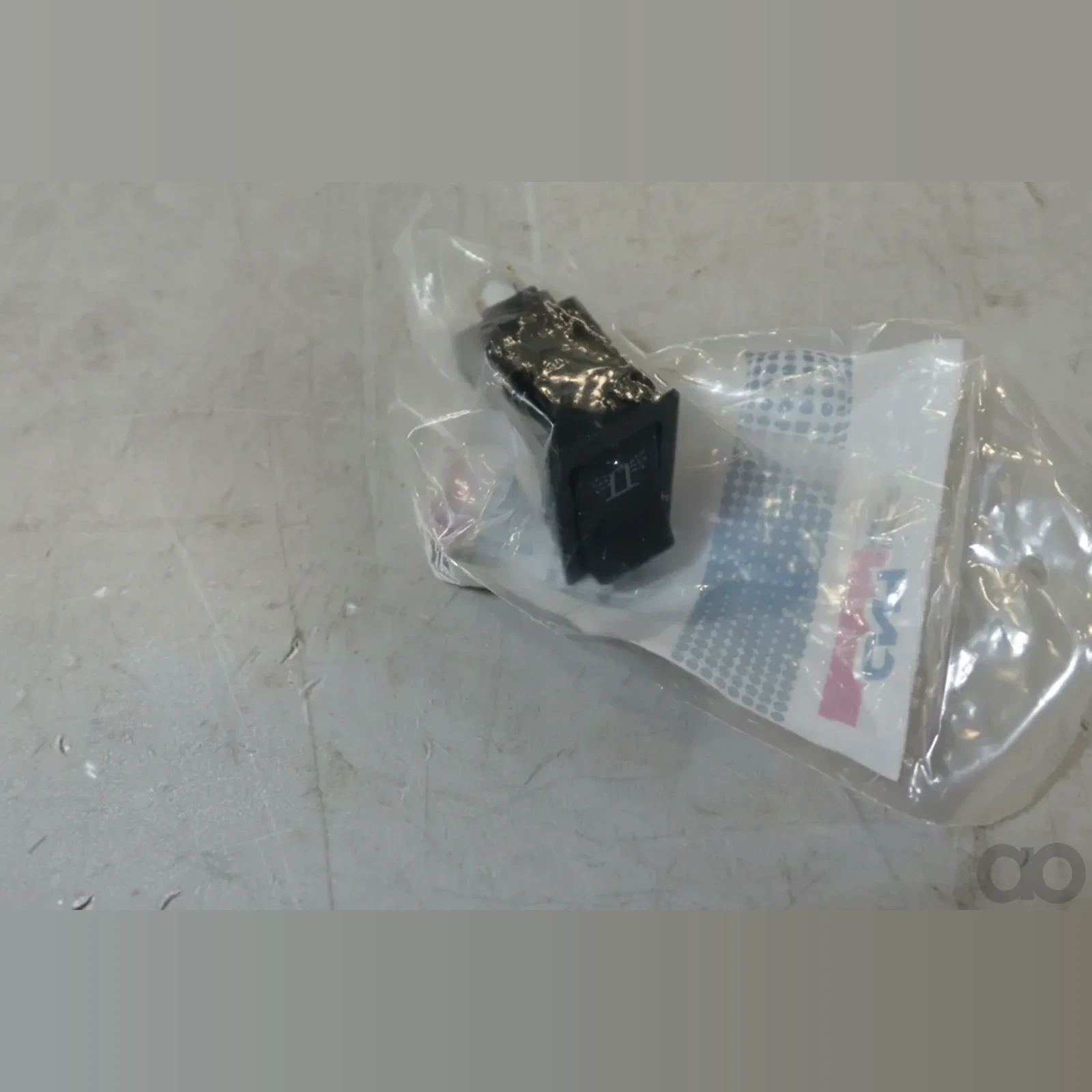Case IH - 124096A1 - Schalter
