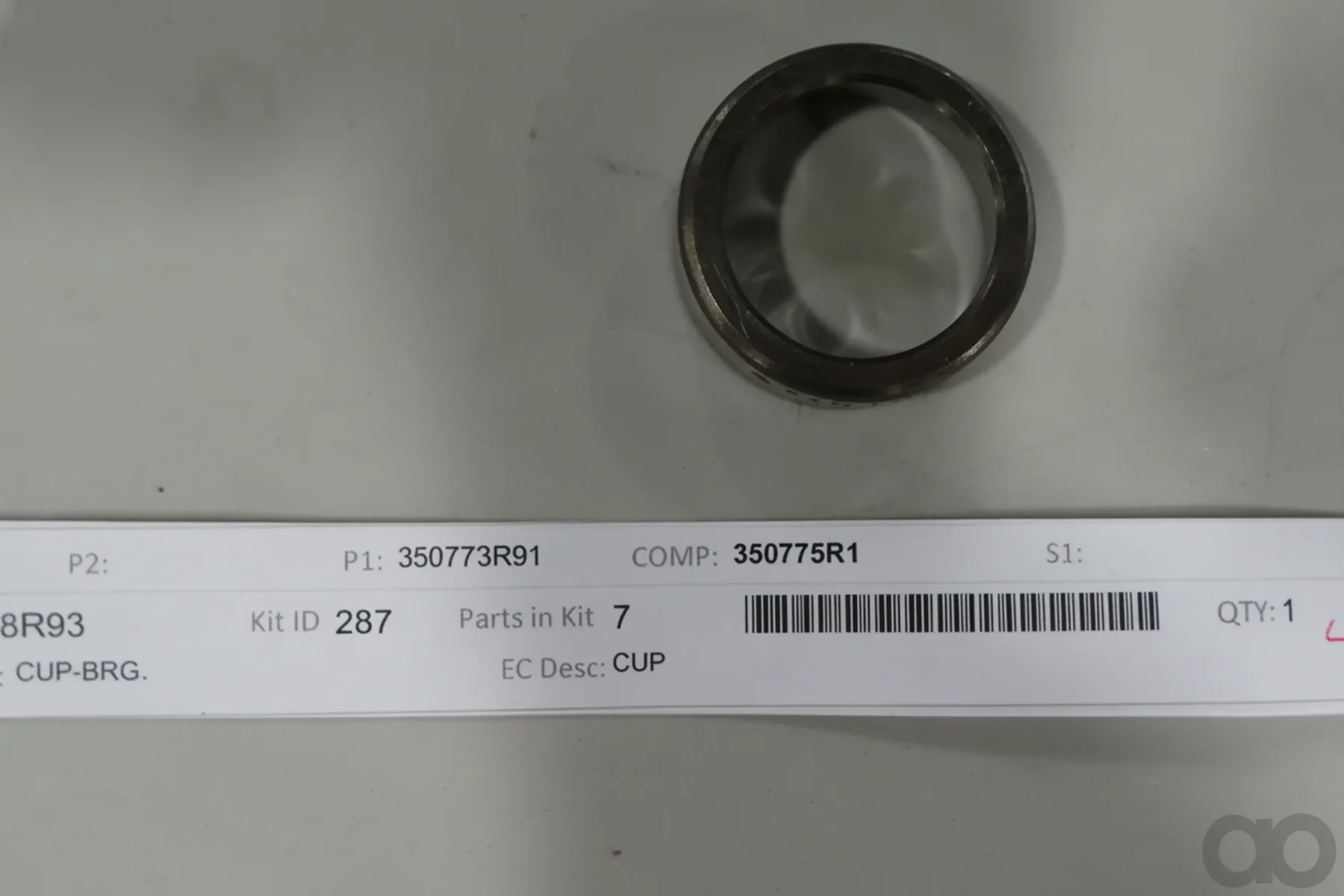Case IH - 350775R1 - Cup Baugruppe