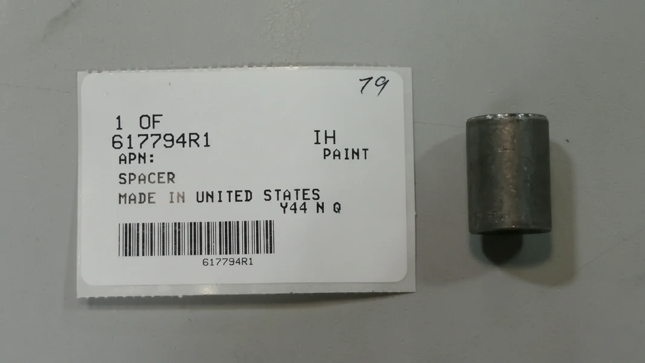 Case IH - 617794R1 - Distanzstueck