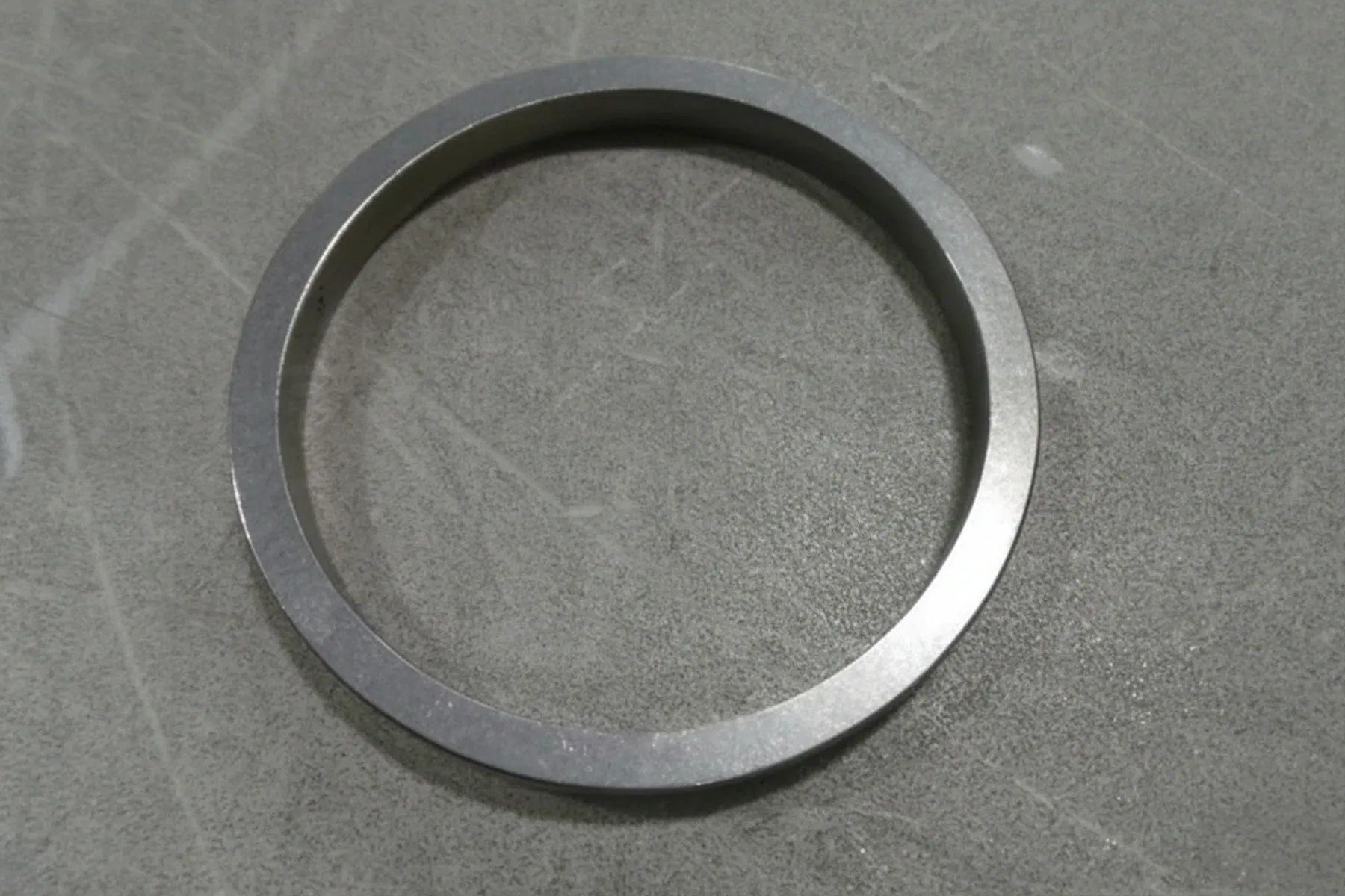 Case IH - 84214683 - Distanzstueck