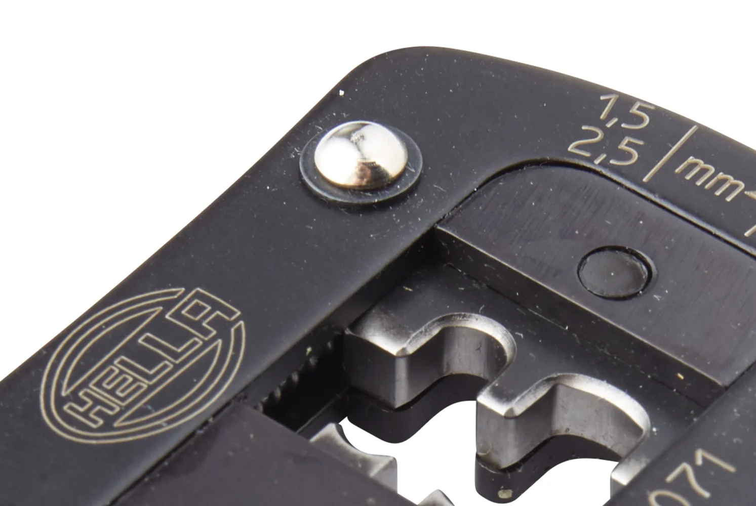 HELLA - 8PE 863 807-071 - Crimpzangeneinsatz, Metall, schwarz