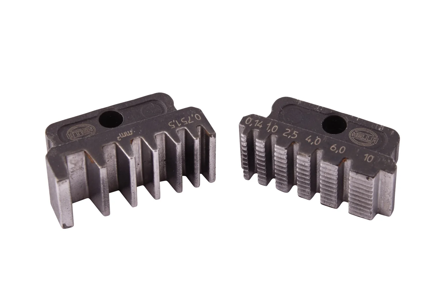 HELLA - 8PE 863 807-241 - Crimpzangeneinsatz, Metall, schwarz, Ø von: 0.14mm, Ø bis: 10mm