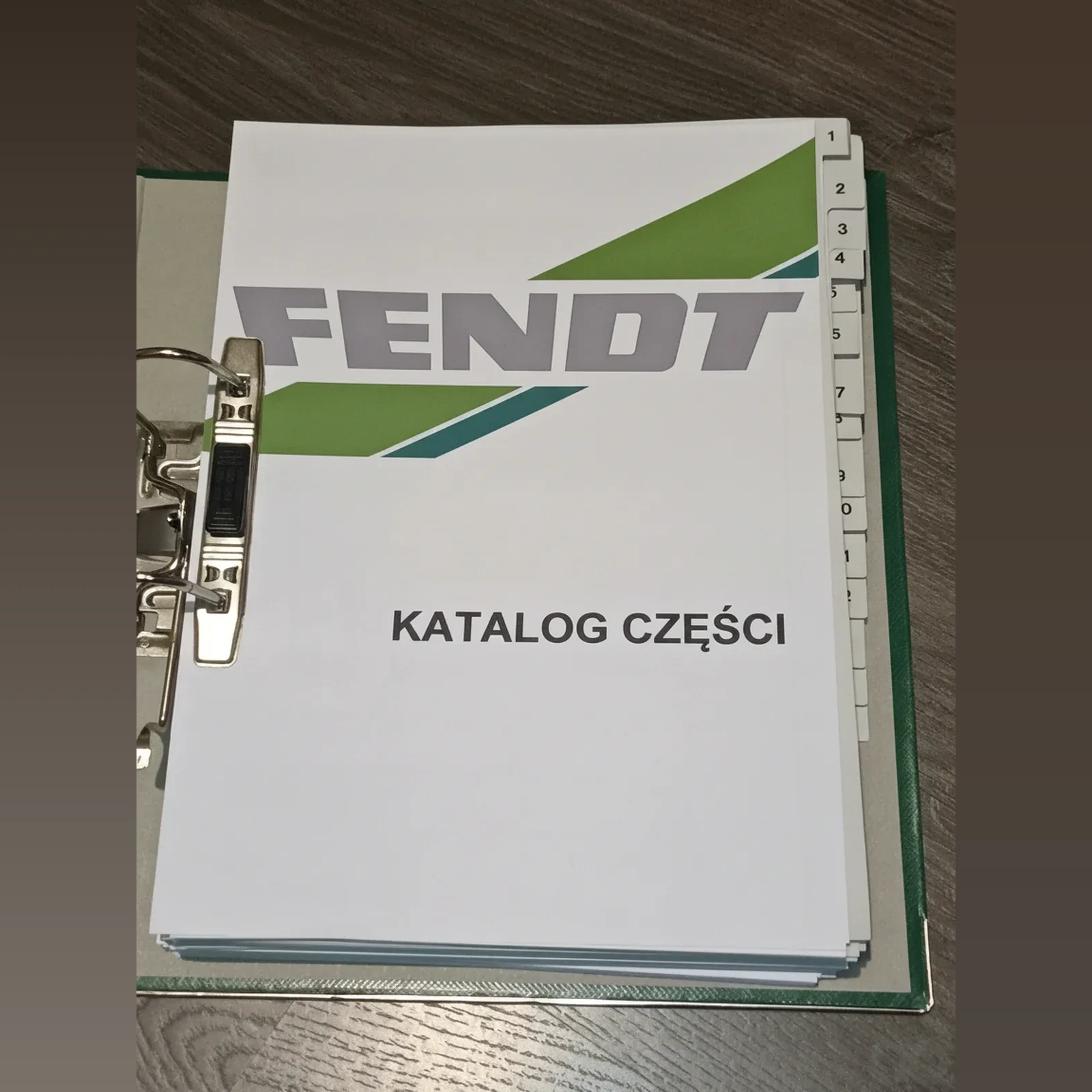 Fendt - F412105001000 - Farmer 412 NA Ersatzteilkatalog