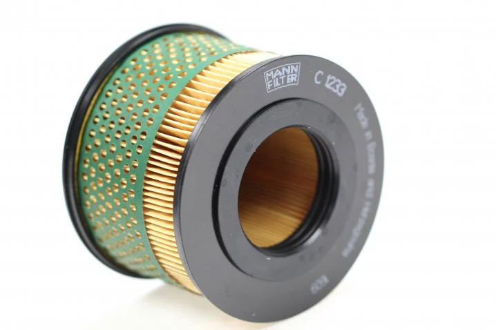 Mann-Filter - C 1233 - Luftfilterelement