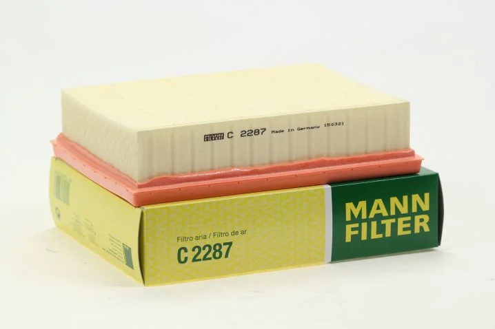 Mann-Filter - C 2287 - Luftfilterelement