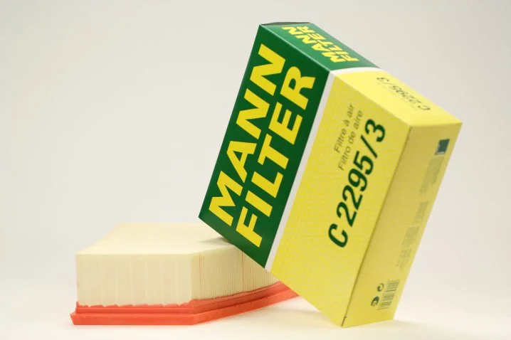 Mann-Filter - C 2295/3 - Luftfilterelement