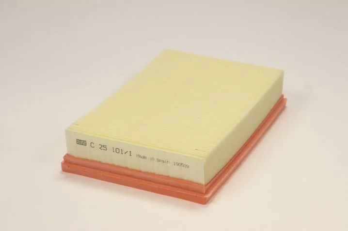 Mann-Filter - C 25 101/1 - Luftfilterelement
