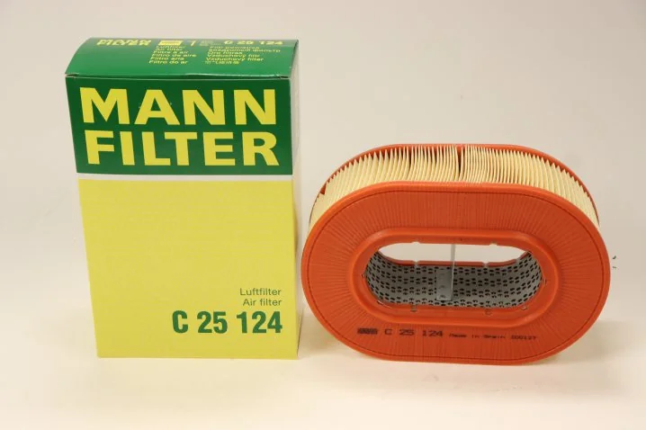 Mann-Filter - C 25 124 - Luftfilterelement