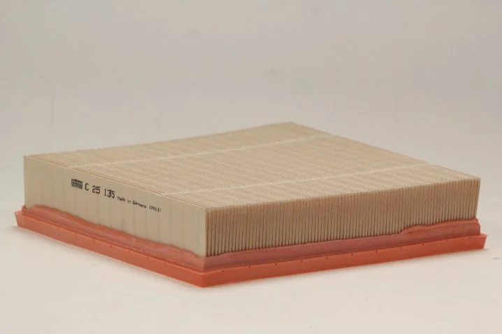 Mann-Filter - C 25 135 - Luftfilterelement