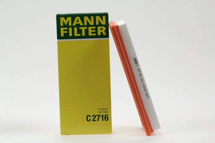 Mann-Filter - C 2716 - Luftfilterelement