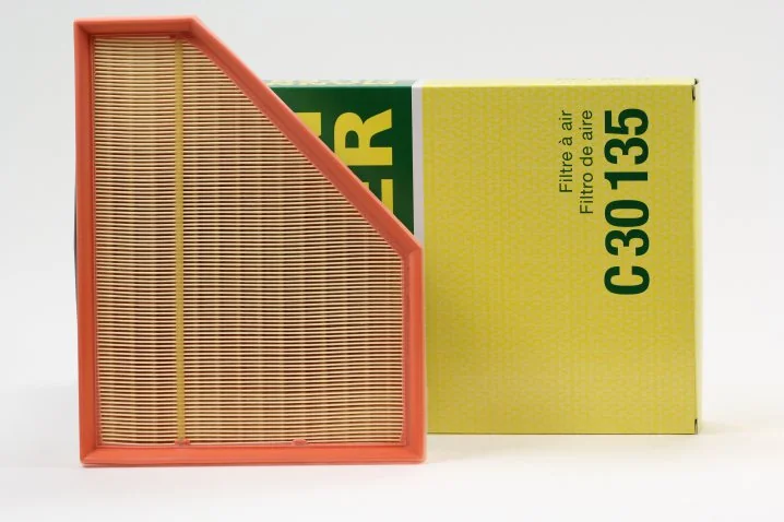 Mann-Filter - C 30 135 - Luftfilterelement