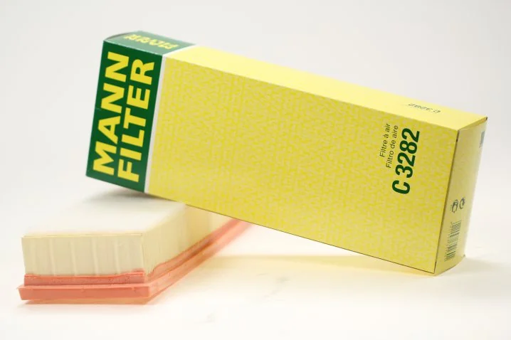 Mann-Filter - C 3282 - Luftfilterelement