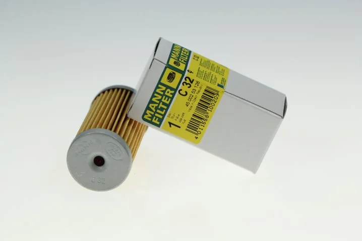 Mann-Filter - C 32 - Luftfilterelement