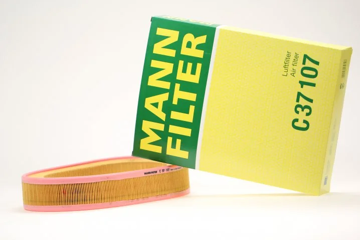 Mann-Filter - C 37 107 - Luftfilterelement