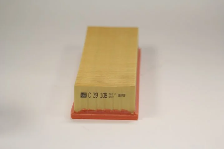 Mann-Filter - C 39 108 - Luftfilterelement