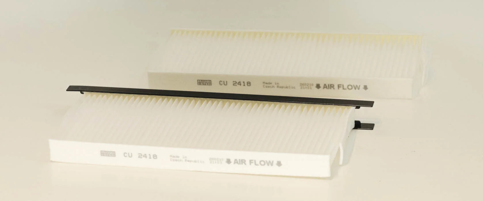 Mann-Filter - CU 2418-2 - Innenraumfilterelement
