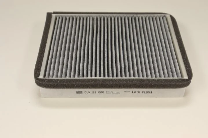 Mann-Filter - CUK 21 006 - Innenraumfilterelement (Aktivkohle)