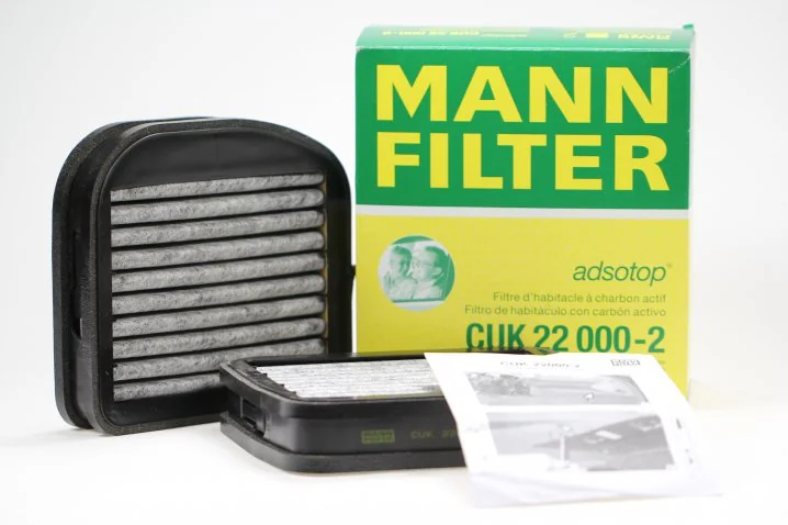 Mann-Filter - CUK 22 000-2 - Innenraumfilterelement (Aktivkohle)
