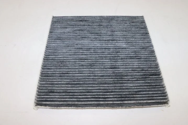 Mann-Filter - CUK 2226 - Innenraumfilterelement (Aktivkohle)