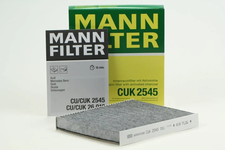 Mann-Filter - CUK 2545 - Innenraumfilterelement (Aktivkohle)