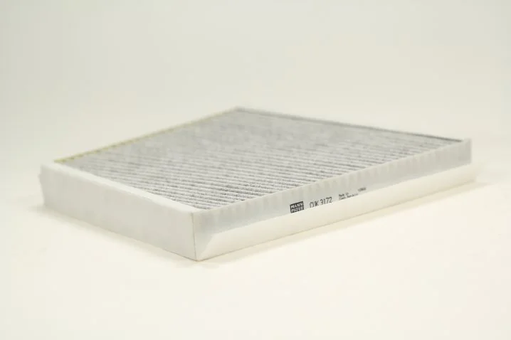 Mann-Filter - CUK 3172 - Innenraumfilterelement (Aktivkohle)