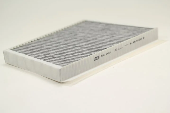 Mann-Filter - CUK 3461 - Innenraumfilterelement (Aktivkohle)