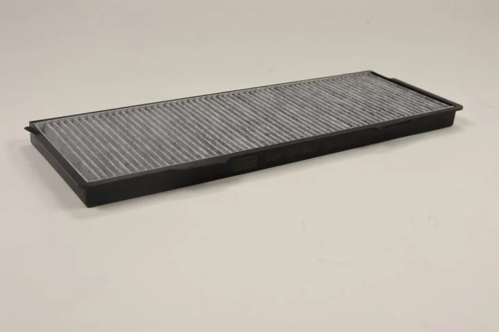 Mann-Filter - CUK 37 001 - Innenraumfilterelement (Aktivkohle)