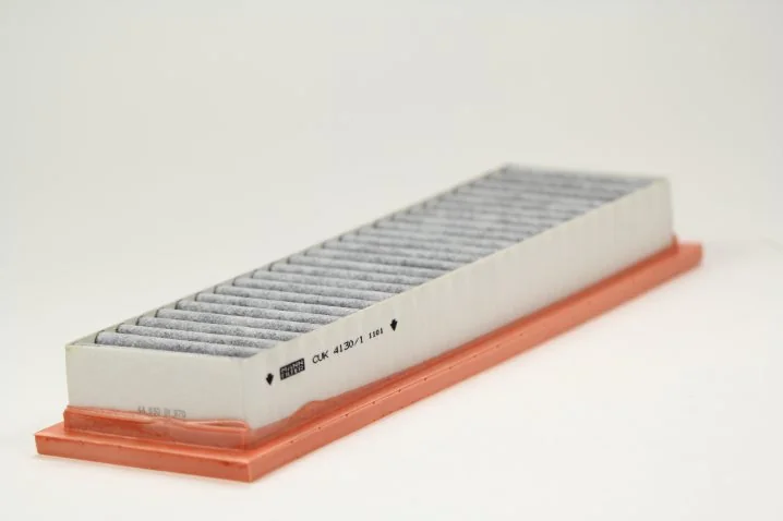 Mann-Filter - CUK 4130/1 - Innenraumfilterelement (Aktivkohle)