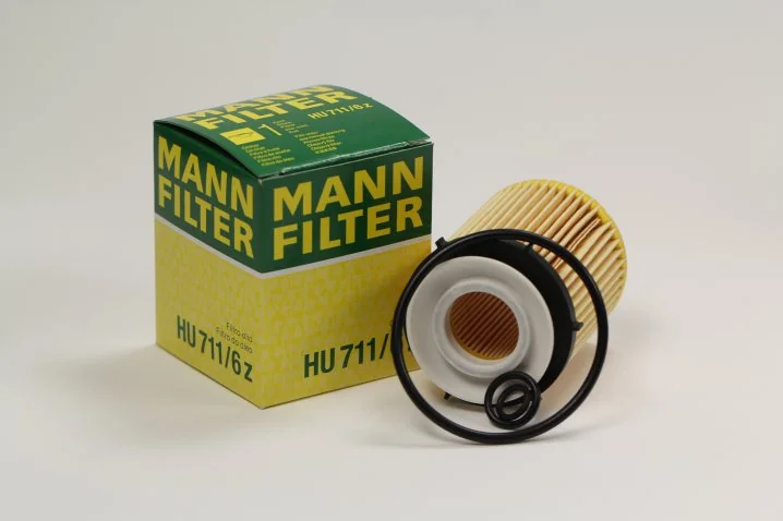 Mann-Filter - HU 711/6 z - Ölfilterelement (metallfrei)