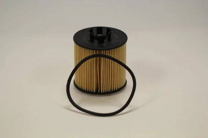 Mann-Filter - HU 712/6 x - Ölfilterelement metallfrei