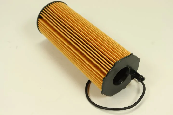 Mann-Filter - HU 8003 x - Flüssigkeitsfilterelement (metallfrei)