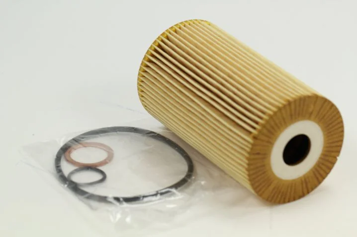 Mann-Filter - HU 932/4 n - Flüssigkeitsfilterelement