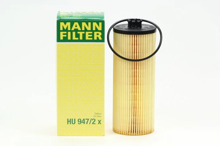 Mann-Filter - HU 947/2 x - Flüssigkeitsfilterelement (metallfrei)