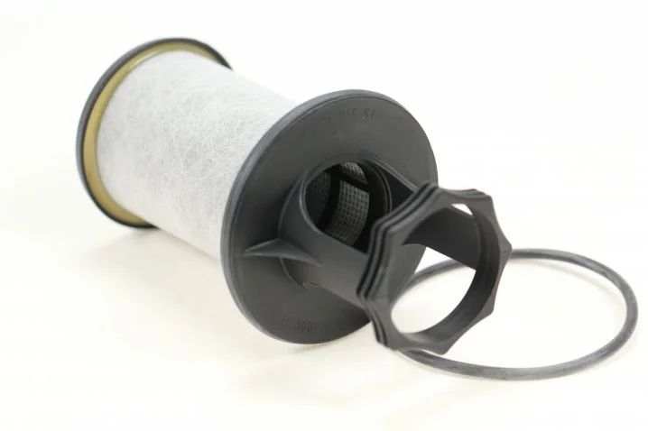 Mann-Filter - LC 5001 x - Ölabscheiderelement (ProVent 200)