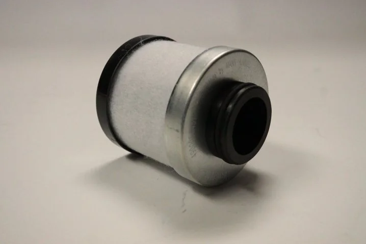 Mann-Filter - LE 1010 - Luftentölelement 49 000 55 451