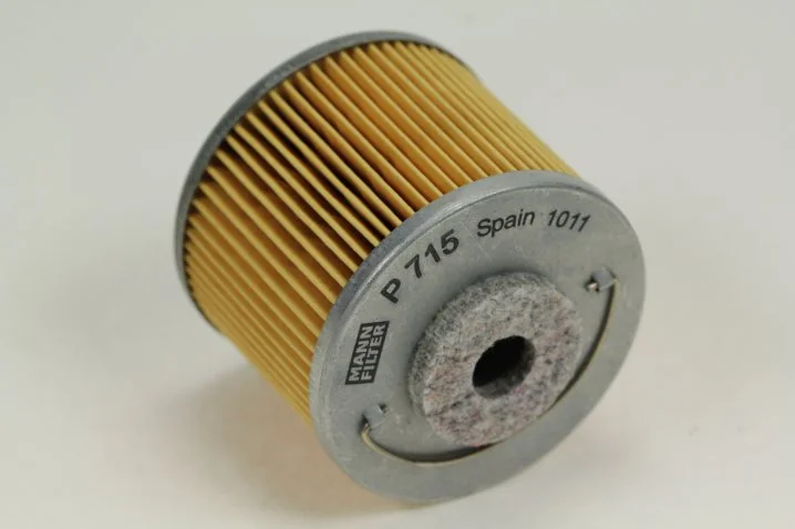 Mann-Filter - P 715 - Flüssigkeitsfilterpatrone