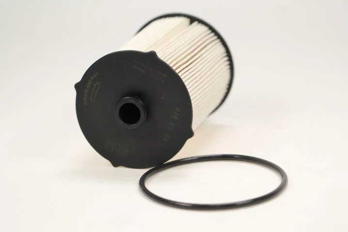 Mann-Filter - PU 10 020 x - Kraftstofffilterelement, metallfrei