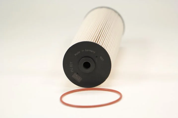 Mann-Filter - PU 831 x - Kraftstofffilterelement