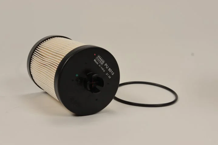 Mann-Filter - PU 9015 z - Kraftstofffilterelement (metallfrei)