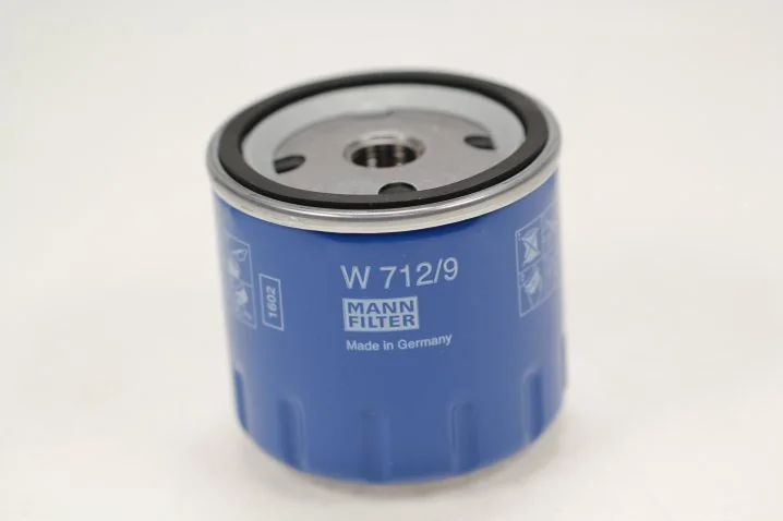 Mann-Filter - W 712/9 - Wechselfilter SpinOn
