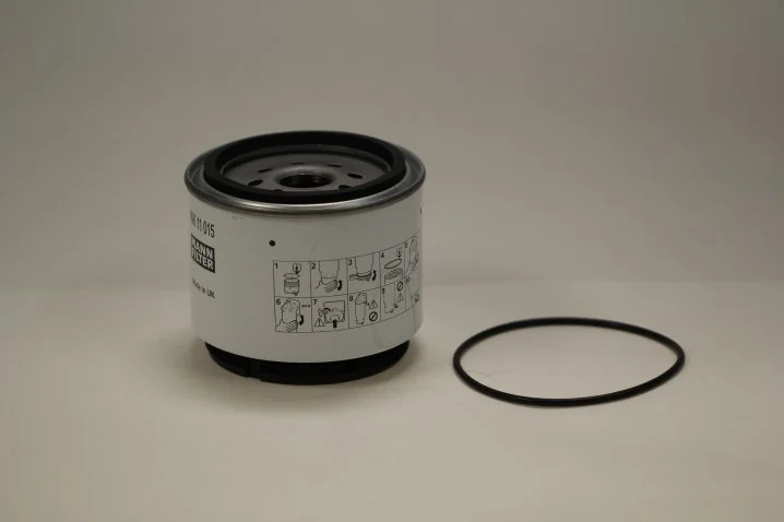 Mann-Filter - WK 11 015 x - Kraftstofffilter SpinOn