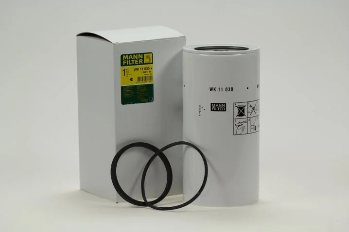 Mann-Filter - WK 11 030 x - Kraftstofffilter SpinOn