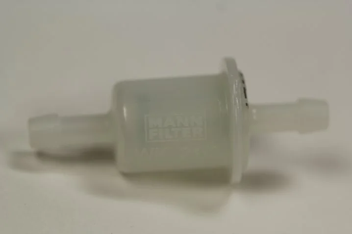 Mann-Filter - WK 21/2 (10) - Kraftstoff-Leitungsfilter Inline