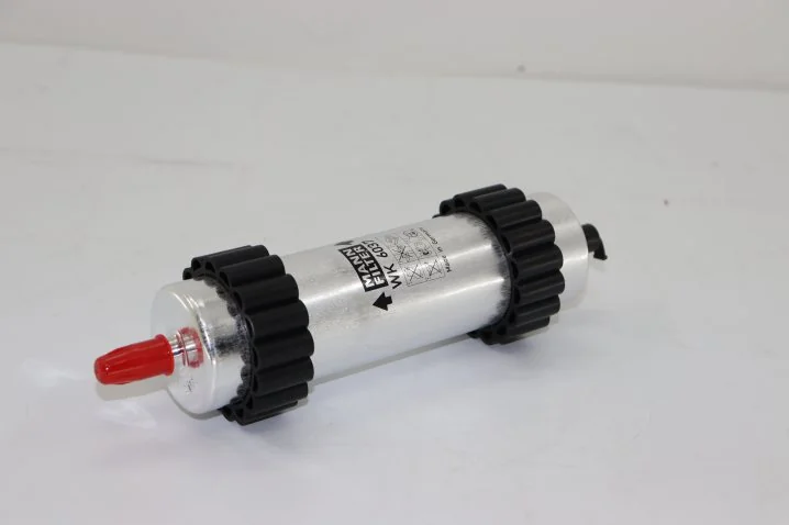 Mann-Filter - WK 6037 - Kraftstoff-Leitungsfilter (Inline)