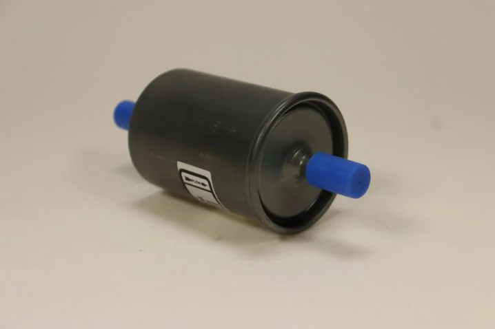 Mann-Filter - WK 613 - Kraftstoff-Leitungsfilter (Inline)