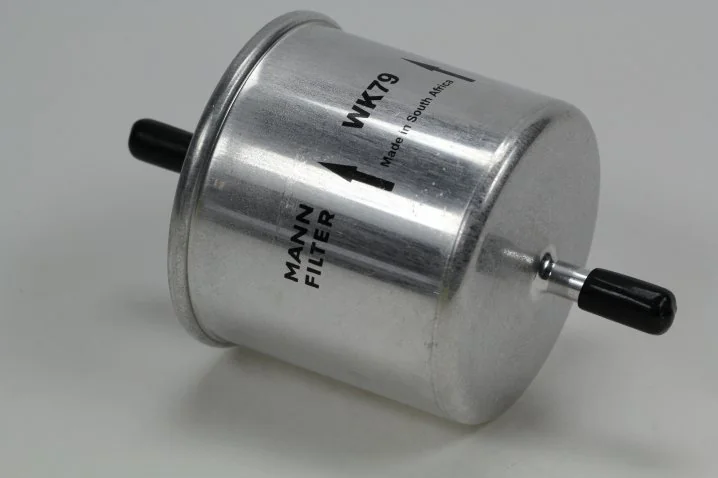 Mann-Filter - WK 79 - Kraftstoff-Leitungsfilter (Inline)